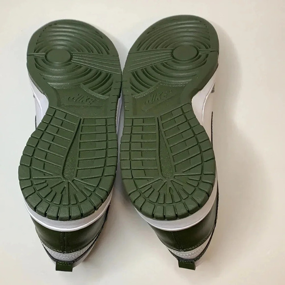 Nike Dunk High Sneakers Cargo Khaki Sneakers Size 9.5 New - Picture 8 of 11